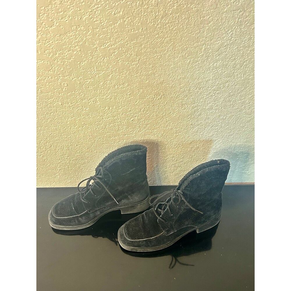 Canada North Suede Boots